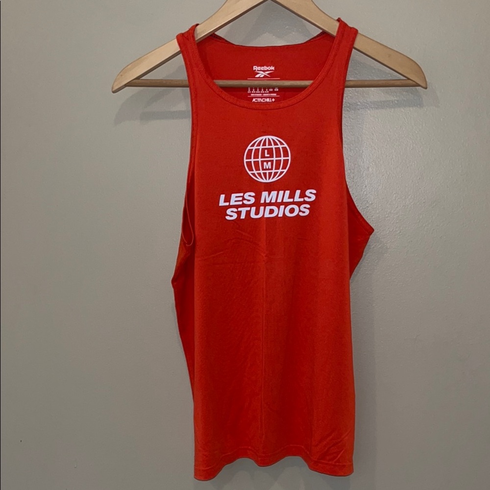 Vibrant Red Sleeveless Tank Top with Globe Graphic